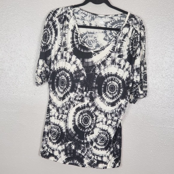 a.n.a Black/White Tie Dye Star Burst Pattern V-Neck Short Sleeve Tunic L - Picture 1 of 6